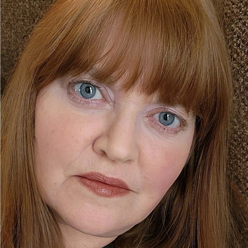 π I DESERVE THIS a MAC LUSTREGLASS SHEER SHINE LIPSTICK. RETAIL $27. **NEW. - Picture 8 of 12